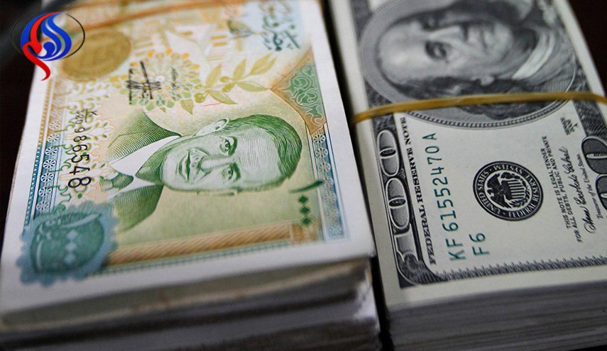 رقم جديد.. الدولار تحت الـ470 و المركزي السوري يخفض سعر صرف الحوالات
