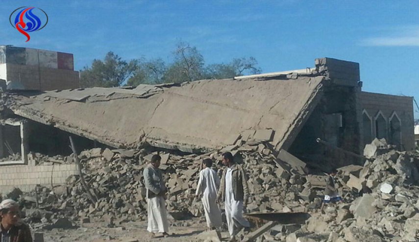 طيران العدوان يستهدف محافظات اليمن بأكثر من 27 غارة