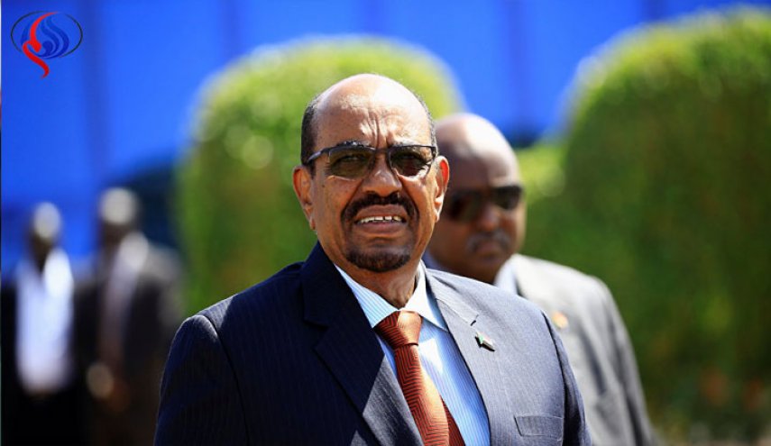 البشير: الخطة الأمريكية هي تقسيم السودان إلى 5 دول