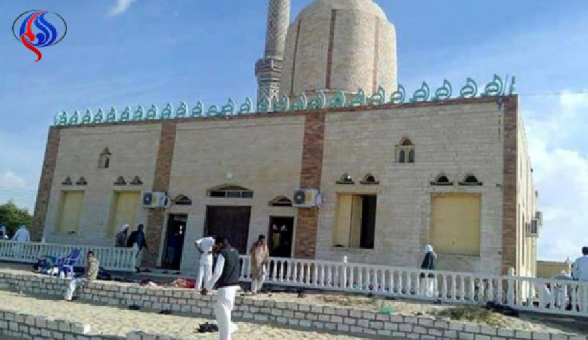 إقالة مسؤول مصري بسبب 
