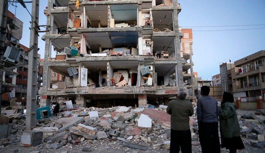 نحو ألف هزة ارتدادية تضرب كرمانشاه منذ الزلزال الكبير