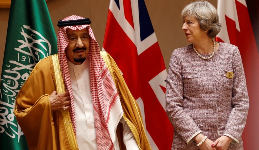 ماي تغادر بريطانيا متوجهة الى السعودية والأردن

