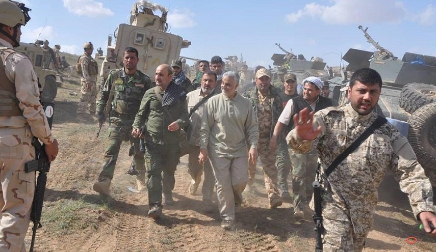 متحدث للحشد يروي مشاركة اللواء سليماني في معارك حاسمة بالعراق 