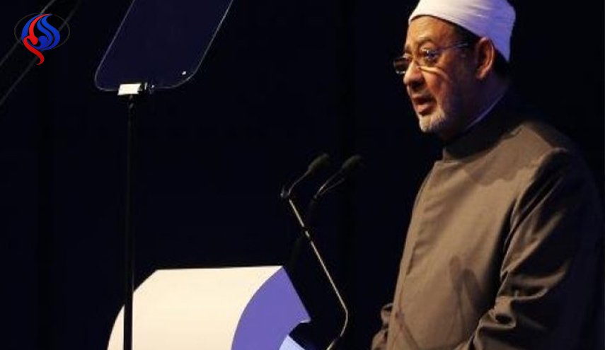  شيخ الأزهر يحلل دم مرتكبي جريمة ارهابية في سيناء