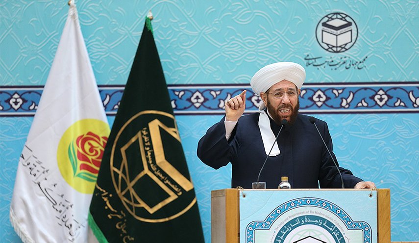 مفتي سوريا: وقوف إيران إلى جانبنا أدى إلى هزيمة داعش