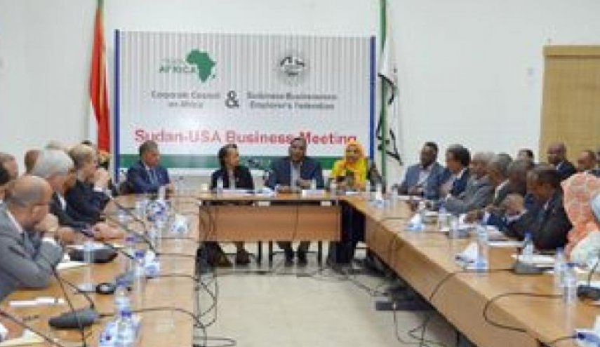 رئيسة وفد الشركات الأمريكية تجدد رغبتها في الاستثمار بالسودان
