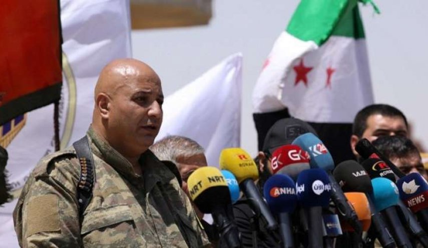 قيادي منشق: الآف الدواعش غادروا الرقة بموافقة واشنطن
