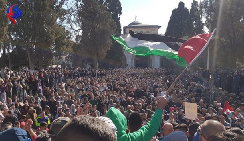 بالصور.. المسيرات الحاشدة والمواجهات العنيفة بالضفة