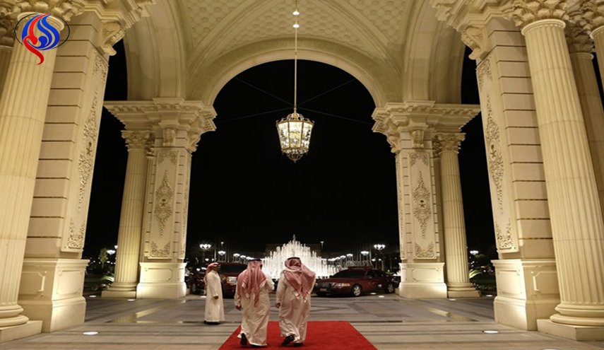 جمال خاشقجي يفجر مفاجئة جديدة عن سجن الأمراء السعوديين!