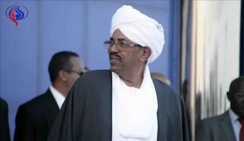 البشير: شباب وفتيات السودان مستعدون للدفاع عن فلسطين
