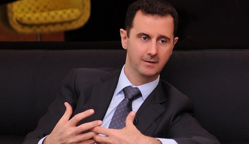 ما قصة التكويعة الفرنسية باتجاه بشار الأسد؟