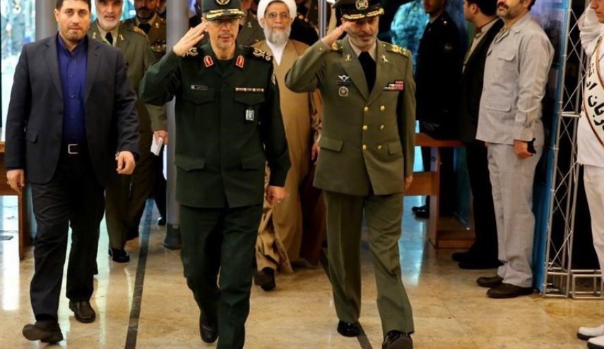 انطلاق فعاليات المؤتمر العام لقادة الجيش الايراني + صور