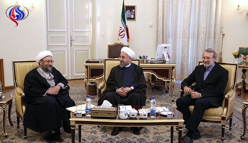 رؤساء السلطات الثلاث في ايران يجتمعون الشهر القادم لبحث تلوث الهواء والزلازل