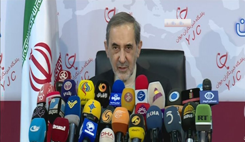 ولايتي: ترامب يؤسس لحرب فعلية والعالم قلق لتصرفاته!