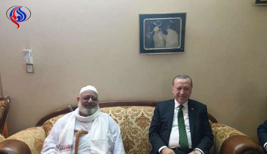من هو السوداني الذي زاره أردوغان في منزله بالخرطوم؟