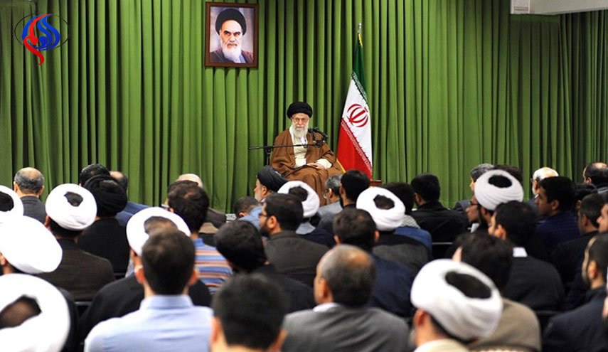 آية الله خامنئي: العدو الاول لايران هي امريكا 