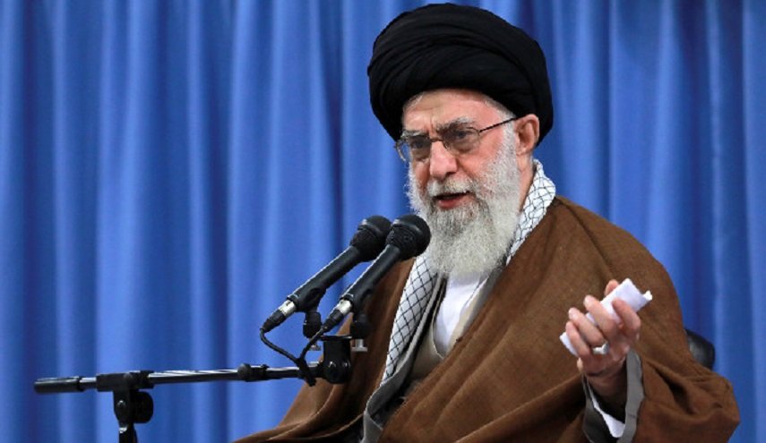 القائد الخامنئي: ريغان كان اقوى من ترامب لكنه ذهب الى الجحيم