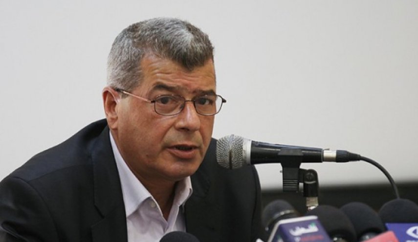 مسؤول فلسطيني يطالب بطرد سفراء امريكا من الدول العربية
