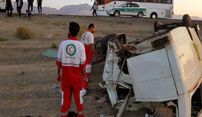 واژگونی مینی‌ بوس دانش‌آموزان در بیرجند