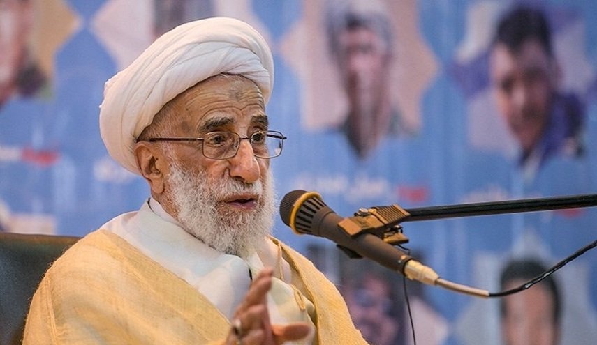 آية الله جنتي: الشعب الايراني وأد الفتنة