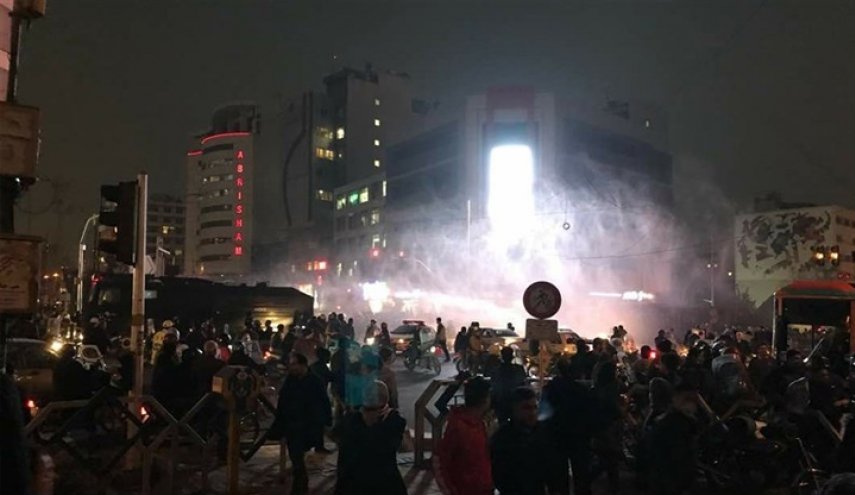 مسؤول قضائي: ستتم محاكمة مثيري الشغب المعتقلين قريباً