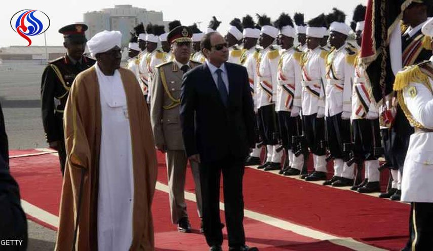 سبب النزاع بين مصر والسودان.. حلايب أم النهضة؟!
