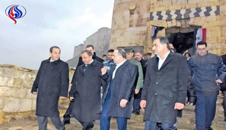 بتوجيه من الرئيس الأسد .. وفد حكومي برئاسة خميس يبدأ زيارة عمل لحلب 