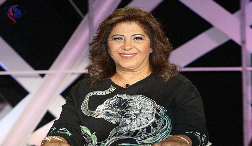 ليلى عبد اللطيف تفجر اول مفاجأة لها في العام الجديد..