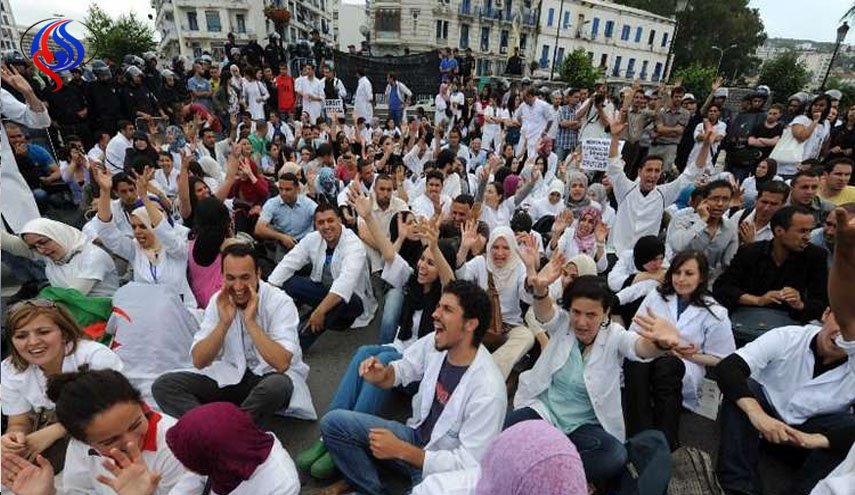 الأطباء يتظاهرون مجدّدا في الجزائر