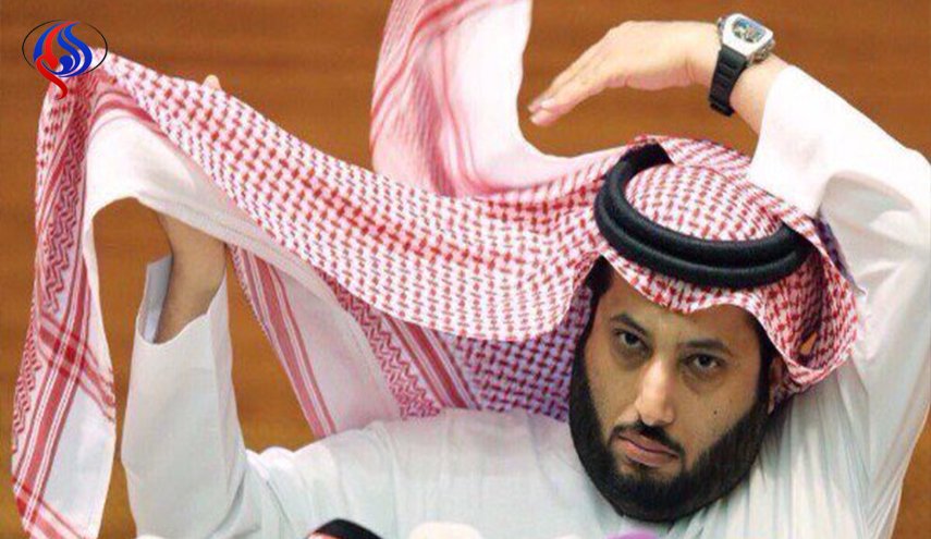 مغاربة ردا على وزيرسعودي: “كلب ينبح متعود على الفسق والدعارة”