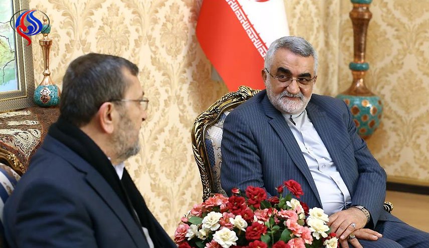 بروجردي: يجب ان ينتصر محور المقاومة في الحرب الاقتصادية أيضاً