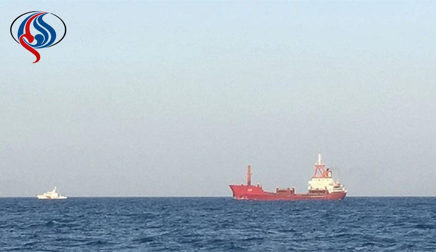 مصر تعرب عن قلقها إزاء ضبط سفينة محملة بمتفجرات في طريقها إلى ليبيا

