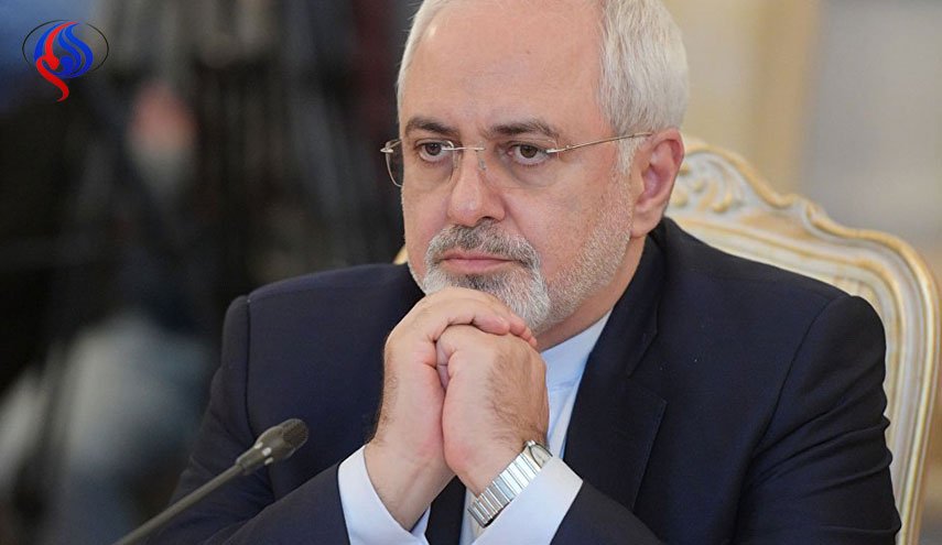  ظریف معزيا برحيل طاقم ناقلة النفط: بذلنا كافة الجهود لإنقاذ ارواح الابطال