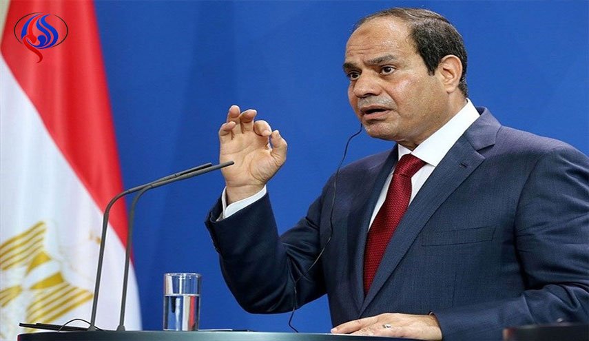 السيسي يداعب وزير قطاع الأعمال!