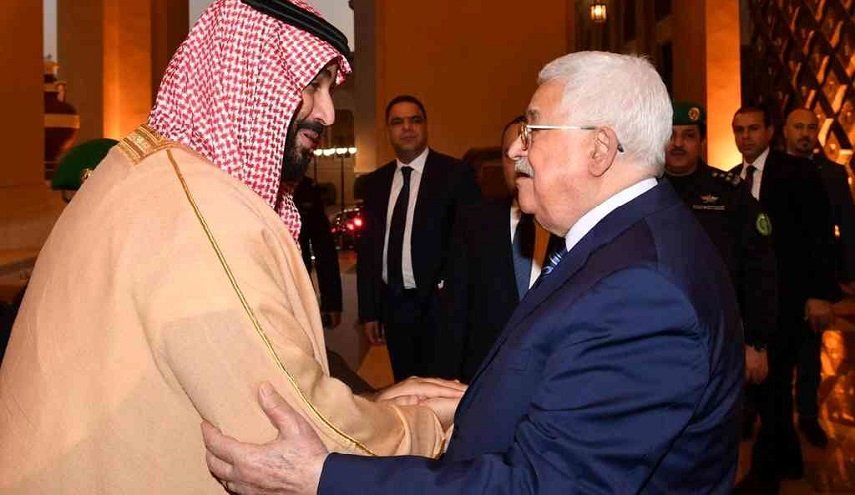 محمود عباس يكشف عن الشخصية الاكثر تأثيرا على 