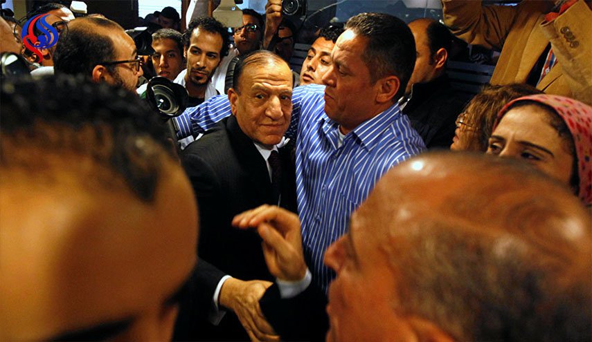 هيئة الانتخابات المصرية تستبعد اسم الفريق سامي عنان
