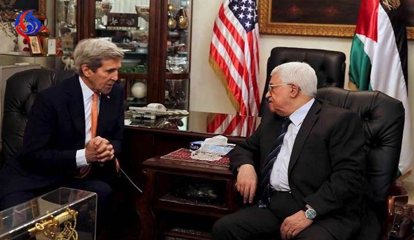 كيري لعباس: لا تستسلم لمطالب ترامب!
