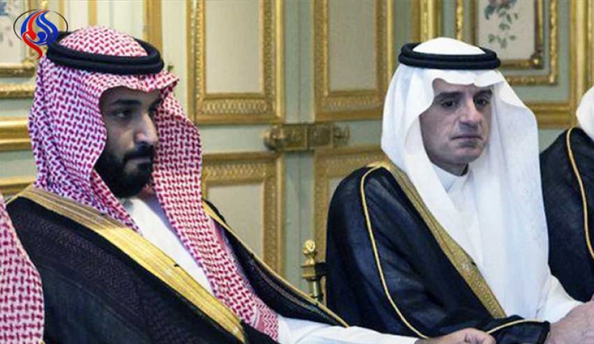 عادل الجبير “مهاناً” ومن بجانبه كان أميراً فصار سجيناً!