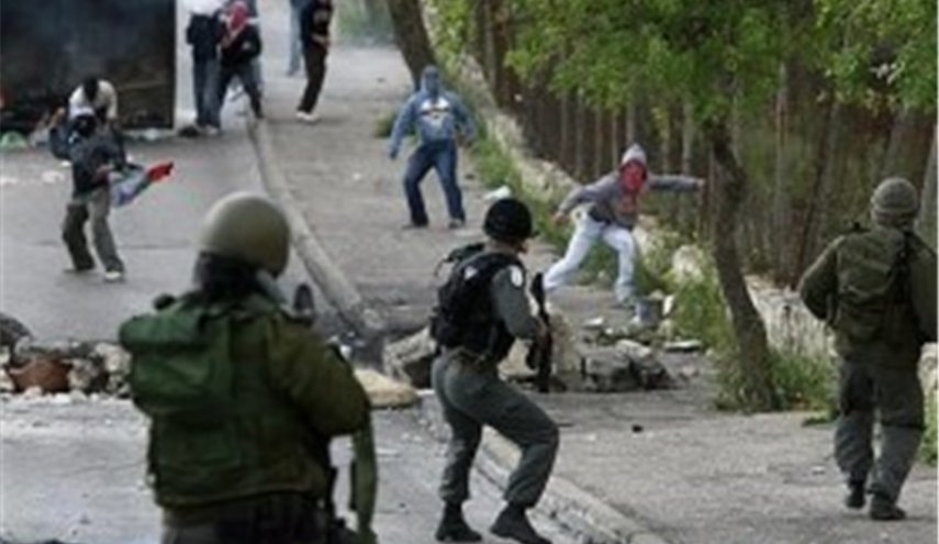 يورش اشغالگران به مناطق شرقی نابلس و درگيری با جوانان فلسطينی