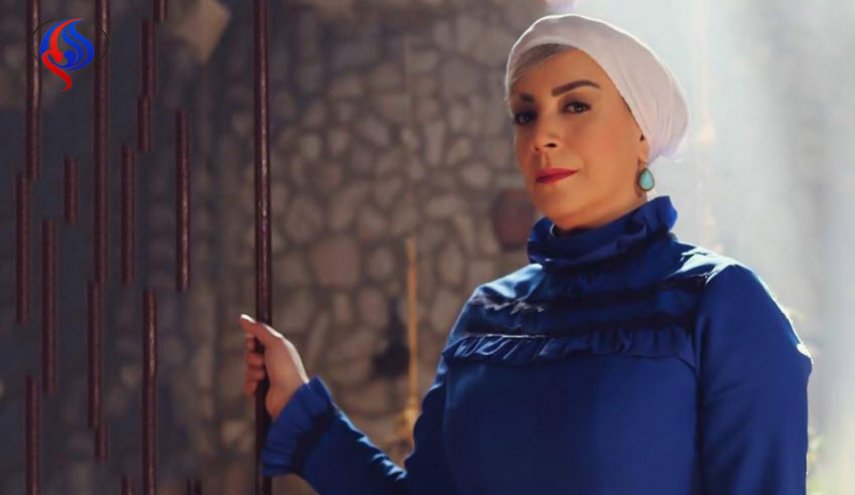 الفنانة شكران مرتجى تخاطب المشاركين بمؤتمر سوتشي..ماذا قالت؟