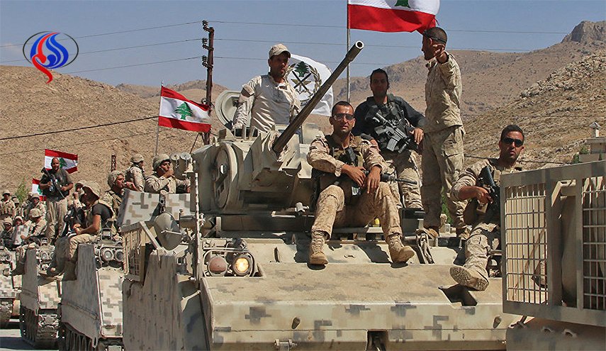 8 آليات (BRADLEY) قتالية يستلمها جيش لبنان +صور