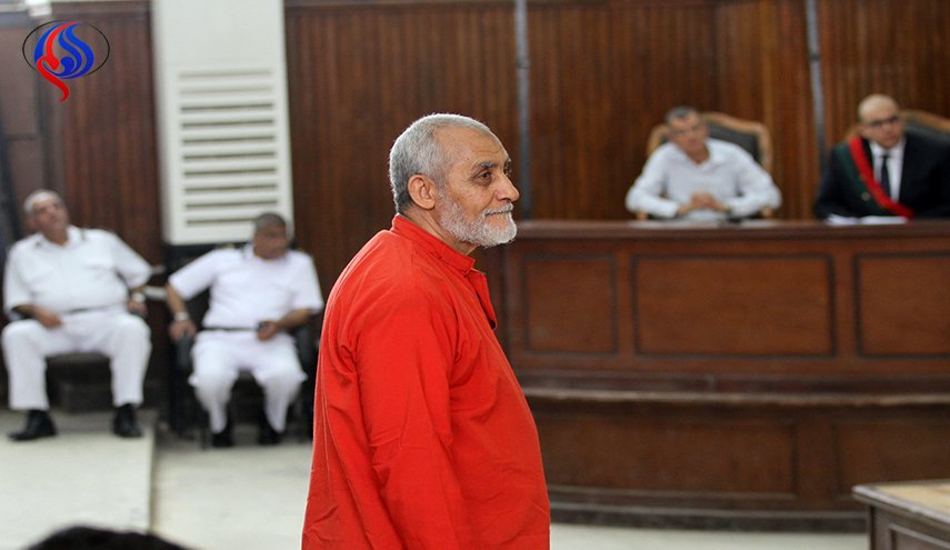 اليوم.. محاكمة بديع والشاطر وآخرين في أحداث مكتب الإرشاد