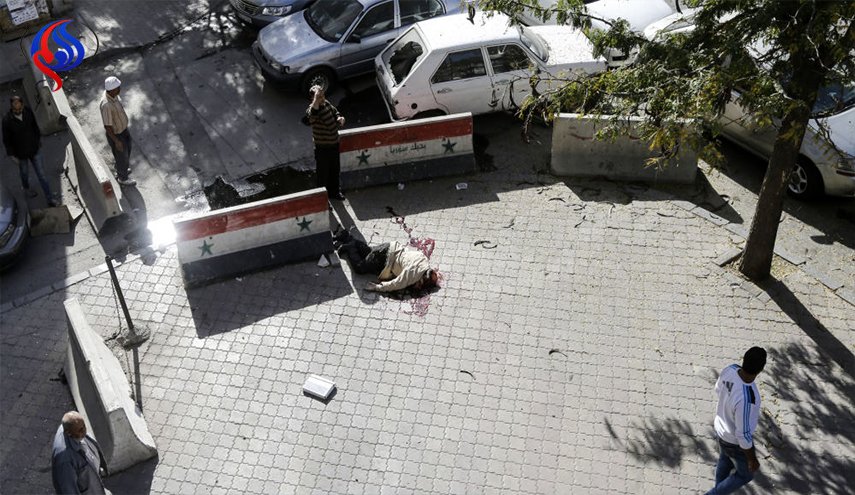 قتلى وجرحى بقذائف استهدفت حي باب توما بدمشق
