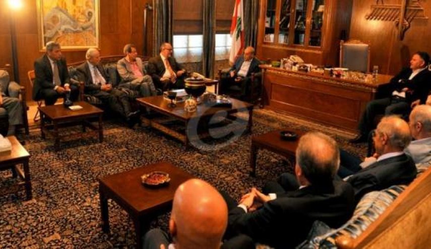 بري: الموقف اللبناني موحّد تجاه التهديدات والاعتداءات الإسرائيلية