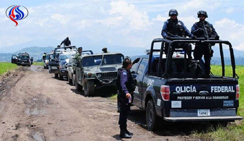 مقتل 6 أشخاص داخل مطعم في المكسيك