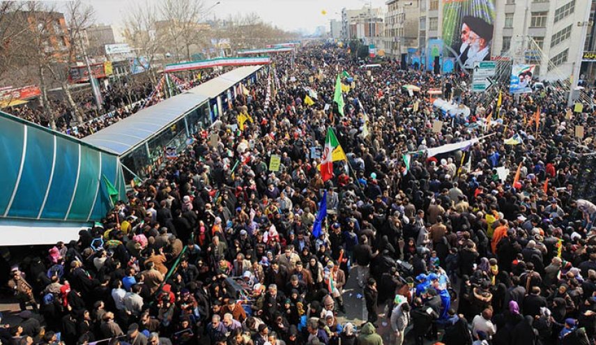 71وسيلة أعلامية دولية تغطي مسيرات ذكرى انتصار الثورة