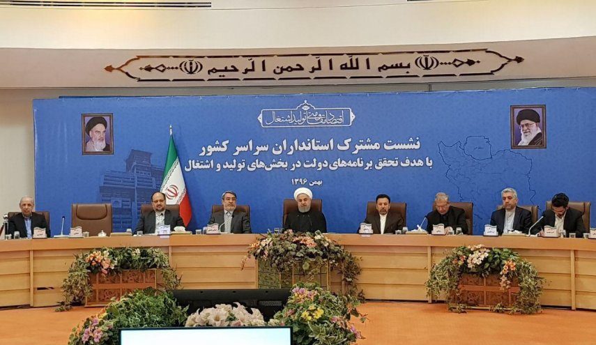 روحاني: لا رجعة عن مسيرة ونهج الثورة الاسلامية
