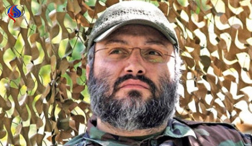 صورة للشهيد عماد مغنية تثير مواقع التواصل!