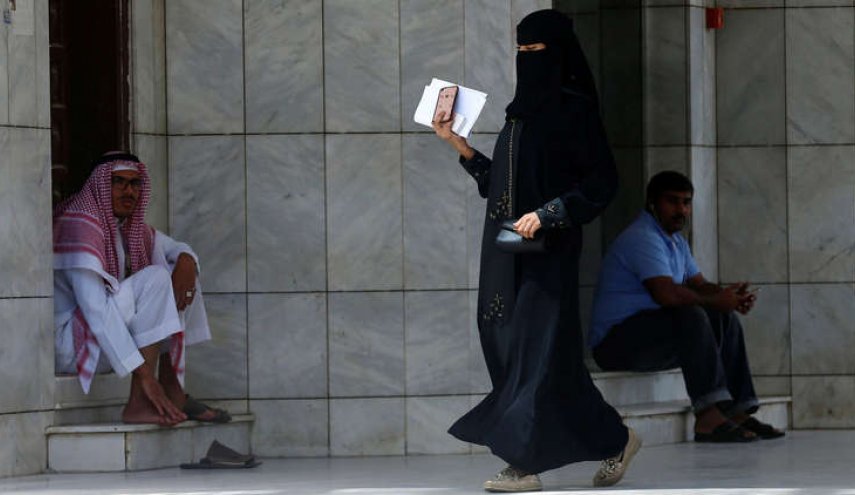 مطالبة لتجنيد الفتيات السعوديات في الجيش!
