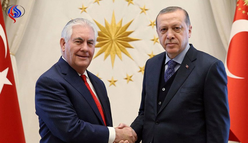 لقاء أردوغان وتيلرسون استمر 3 ساعات وربع.. ماذا ناقشا؟